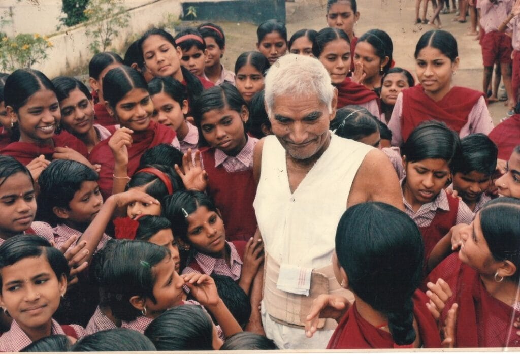 Baba Amte punyatithi